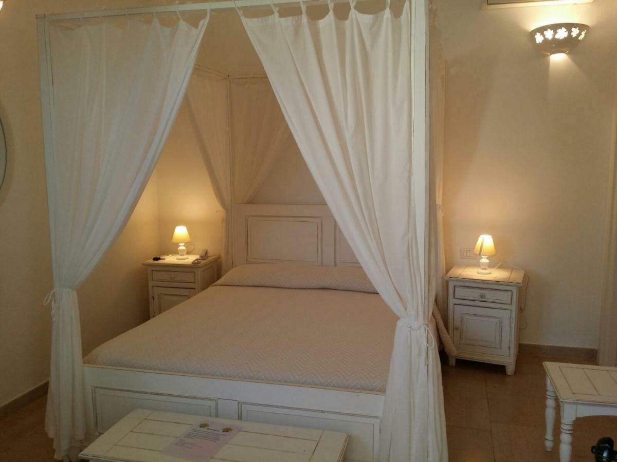 Antica Masseria Ficazzana - Tenuta Marina Di Pescoluse Exteriör bild